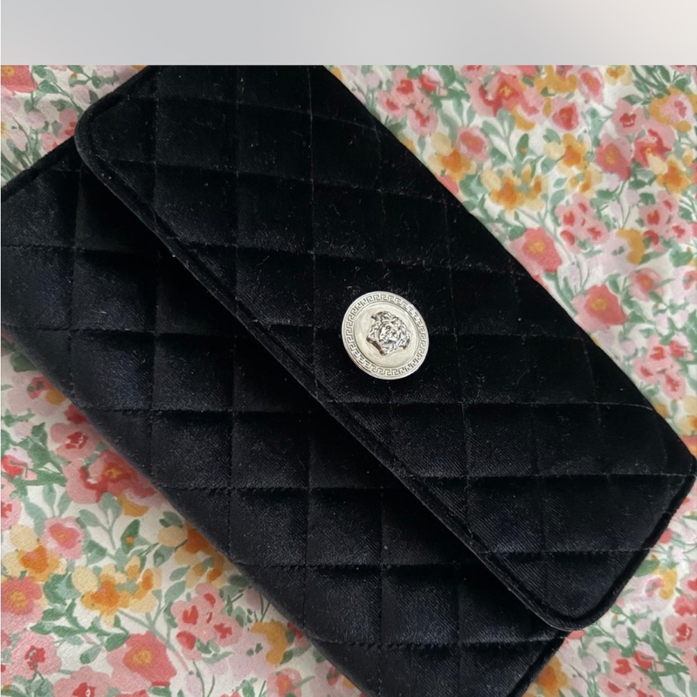 Elegant Black Quilted Clutch